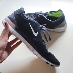 NIKE FREE 5.0 RUNNING SHOES
